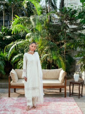 Regalia Chikankari 3pc