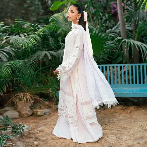 Regalia Chikankari 3pc