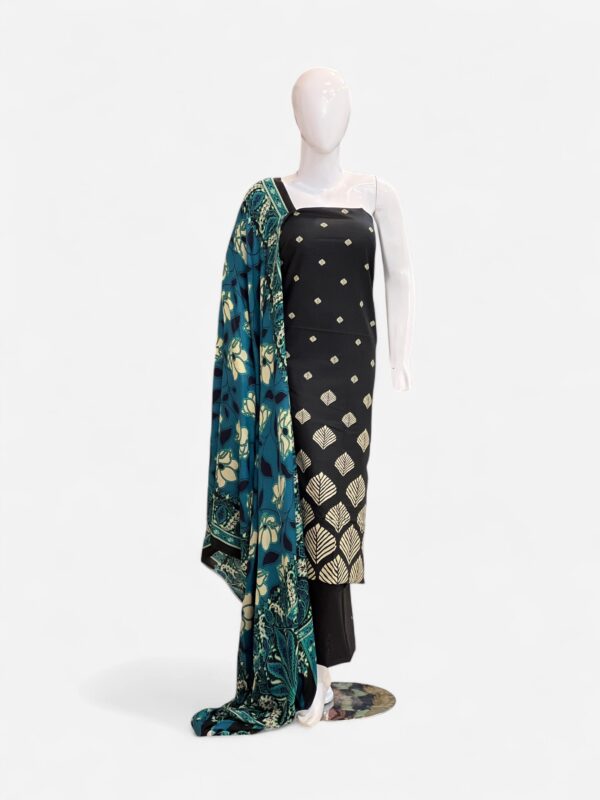 Sapphire printed khaddar 3pc