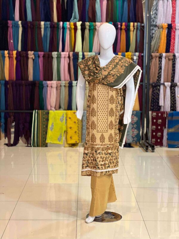 Sapphire printed khaddar 3pc