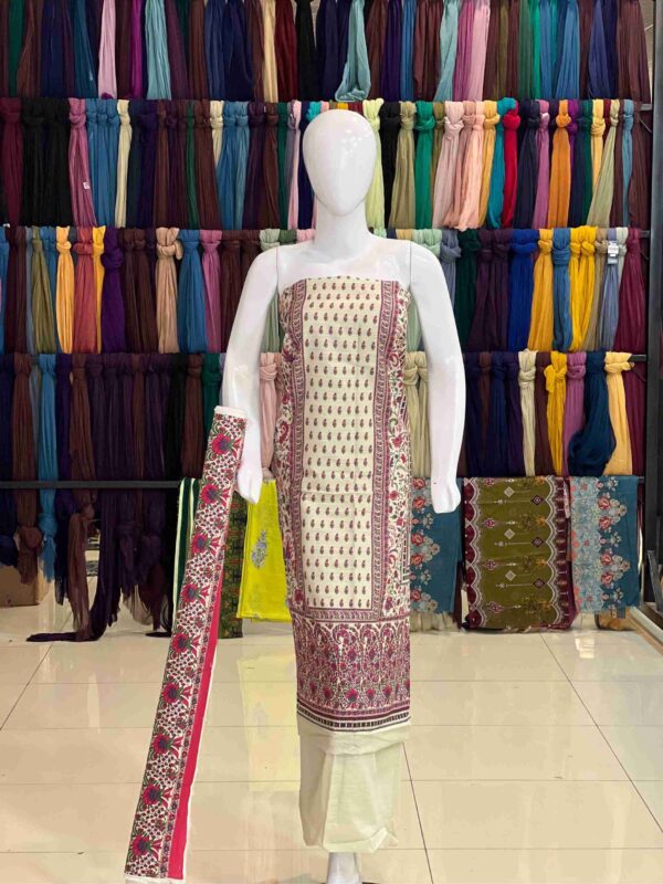 Sapphire printed khaddar 3pc