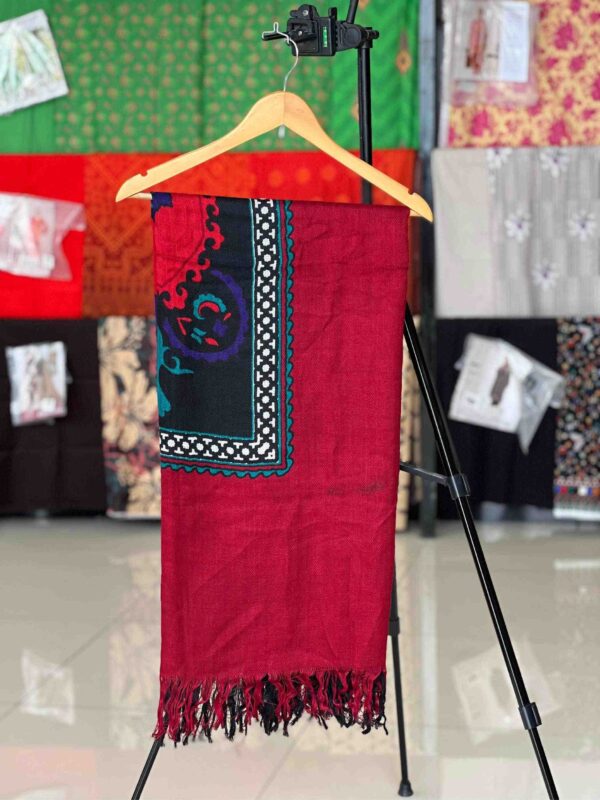 Black and maroon women NISHAT pashmina shawl 1pc